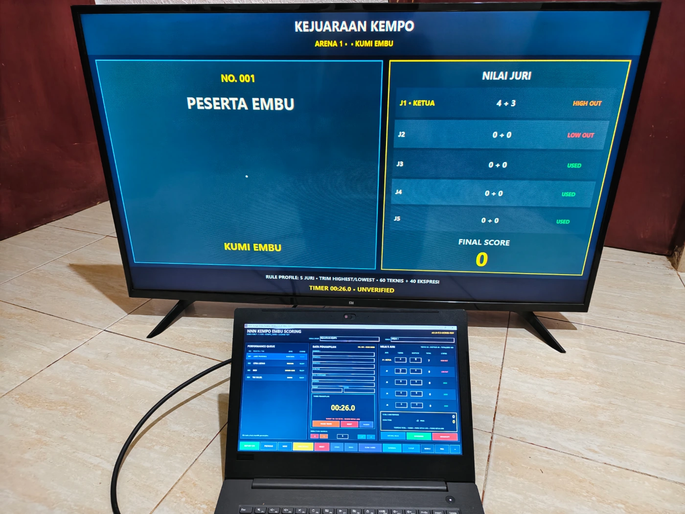 Kempo Embu Scoring digunakan operator dengan tampilan TV atau monitor publik